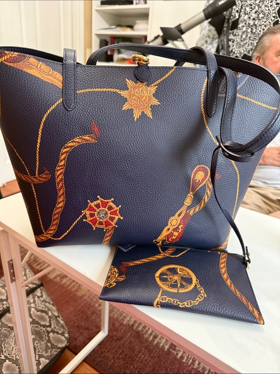 Lauren Ralph Lauren Handbags - Lauren Ralph Lauren 16x10” navy nautical tote 16” x 10”.   Cosmetic bag. NWOT